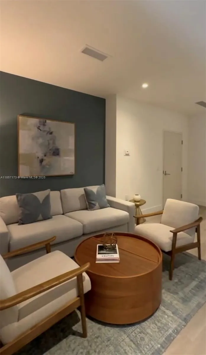1 bedroom 1 bath for sale at 229 SW 9th St # 403, Miami FL 33130