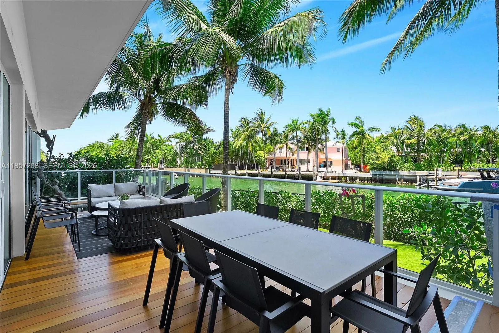 3 bedroom 3 bath for sale at 4701 N Meridian Ave, Miami Beach FL 33140