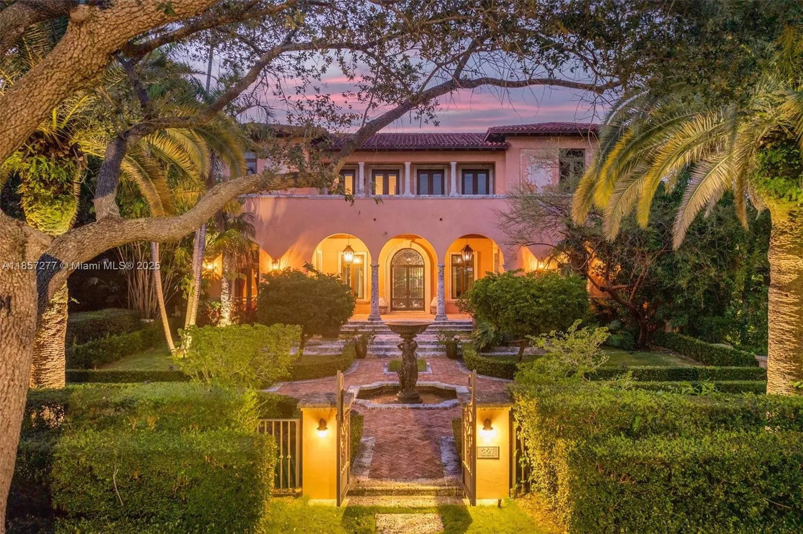 221 Casuarina Concourse, Coral Gables FL 33143