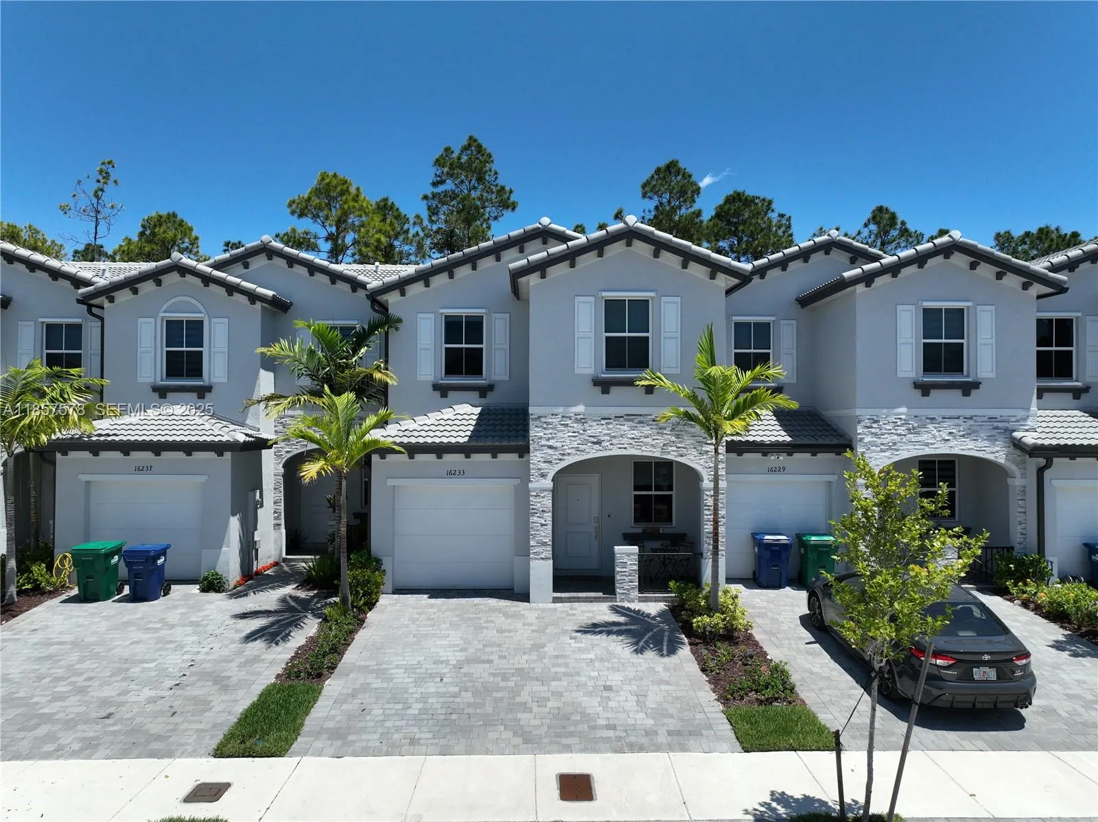 3 bedroom 2 bath for sale at 16233 SW 290th Ter, Homestead FL 33033