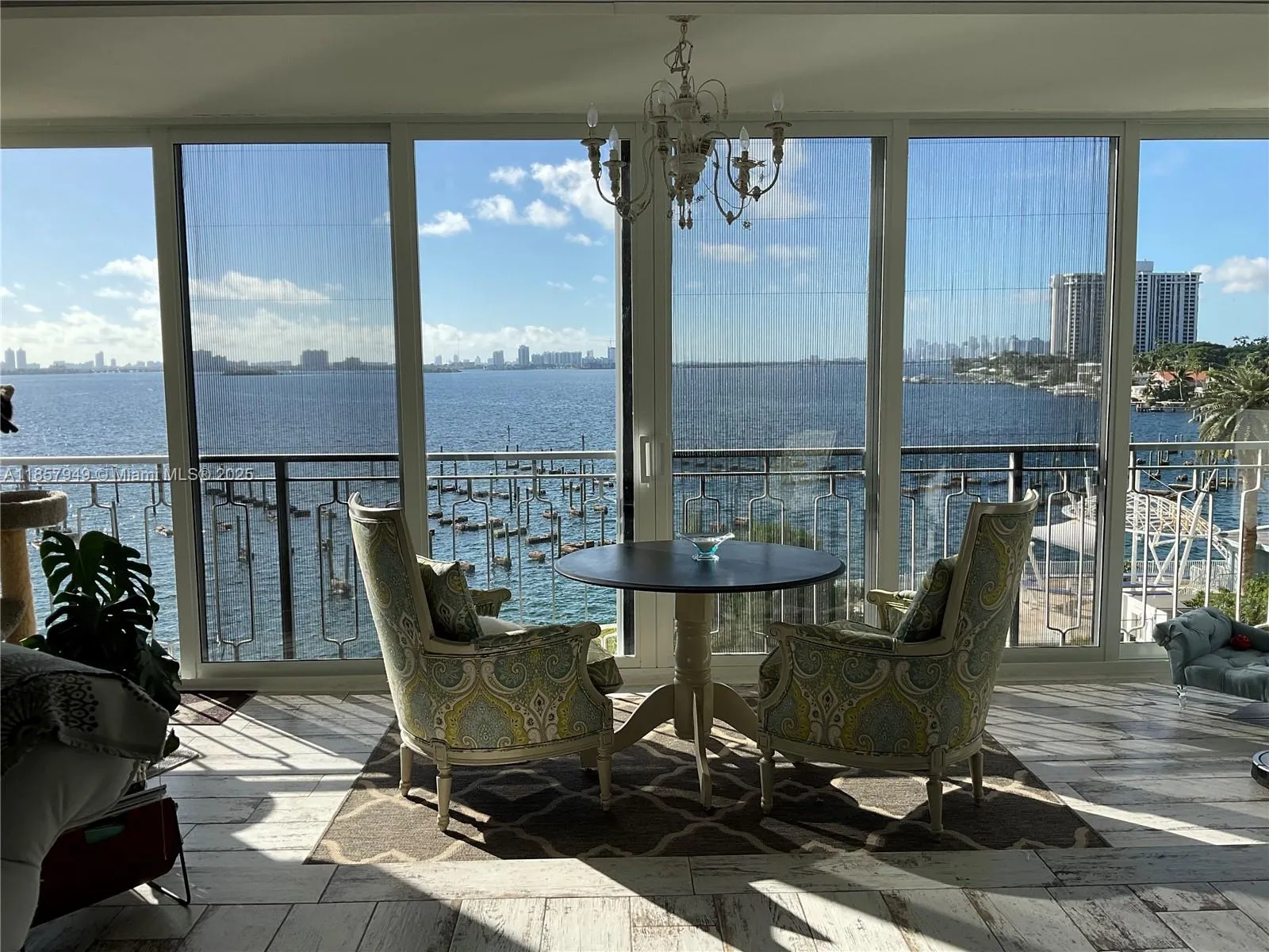 2 bedroom 2 bath for sale at 11111 Biscayne Blvd # 5D, Miami FL 33181