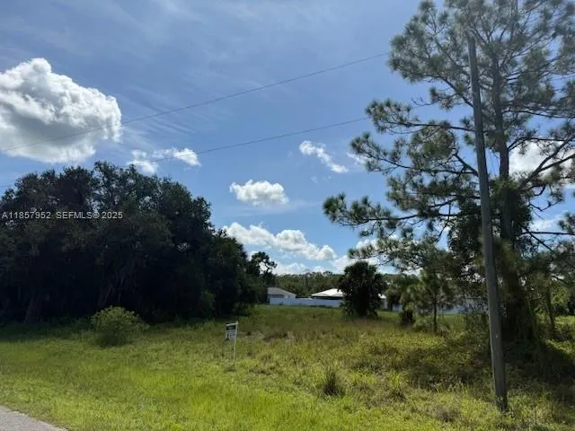 1345 Jabara Cir, La Belle FL 33935