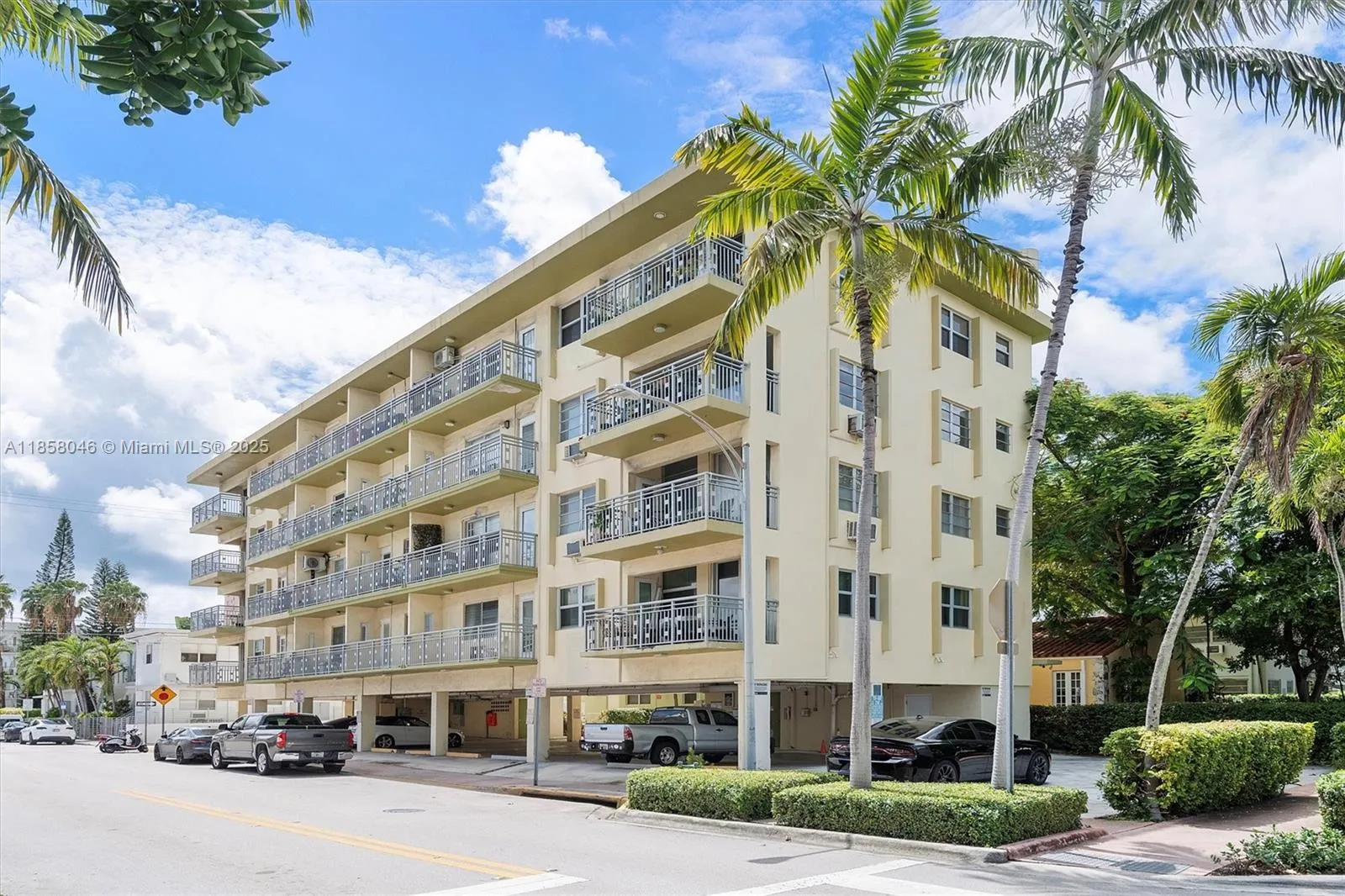 1 bath for sale at 851 Meridian Ave # 24, Miami Beach FL 33139