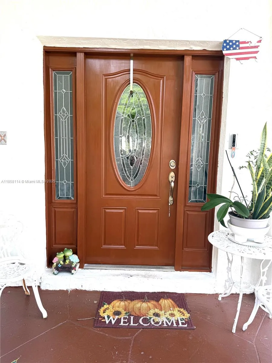 11266 SW 33rd St, Miami FL 33165