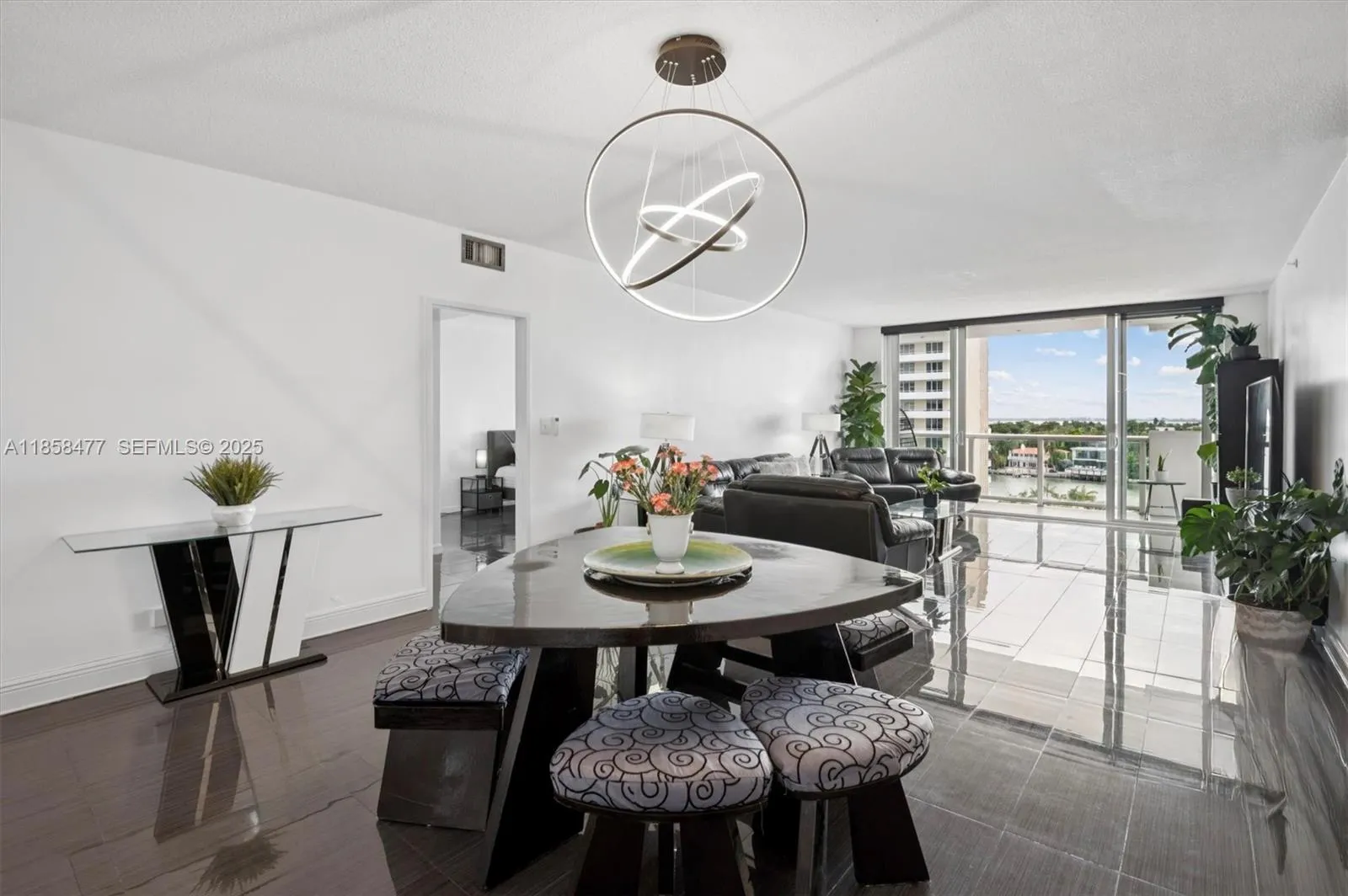 5601 Collins Ave # 820, Miami Beach FL 33140