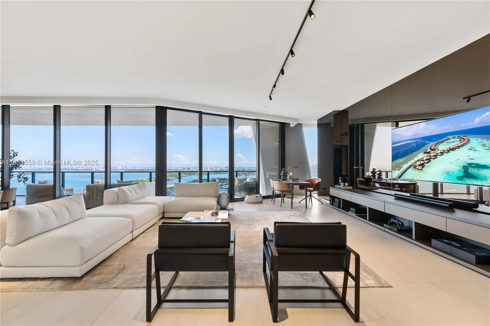 4 bedroom 5 bath for sale at 1000 Biscayne Blvd # 3502, Miami FL 33132