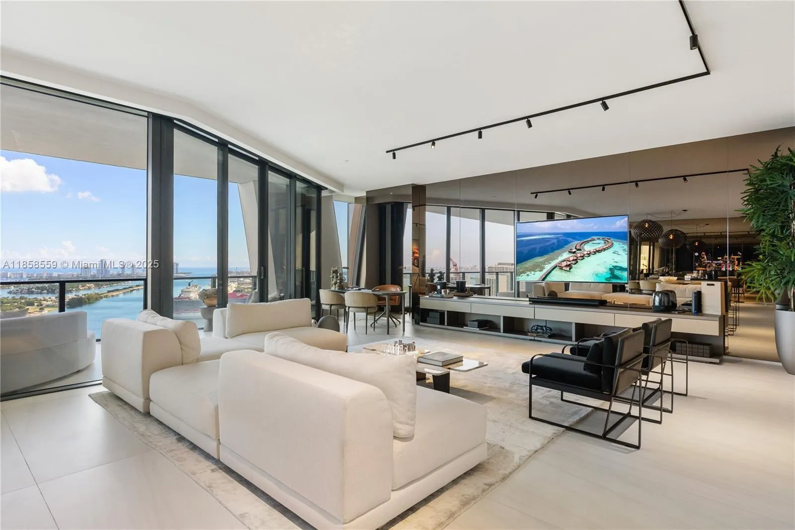 1000 Biscayne Blvd # 3502, Miami FL 33132