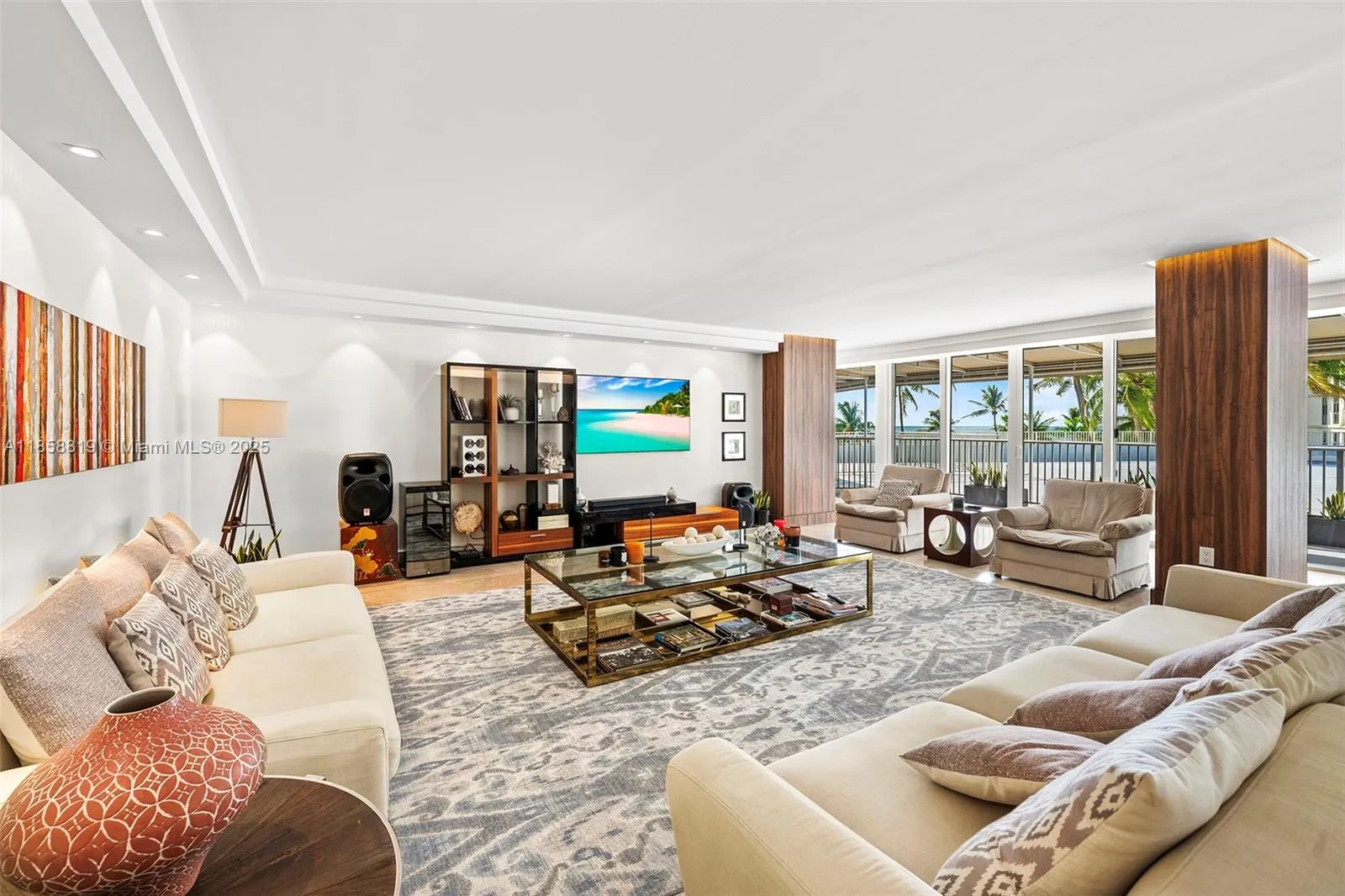 3 bedroom 3 bath for sale at 600 Grapetree Dr, Key Biscayne FL 33149