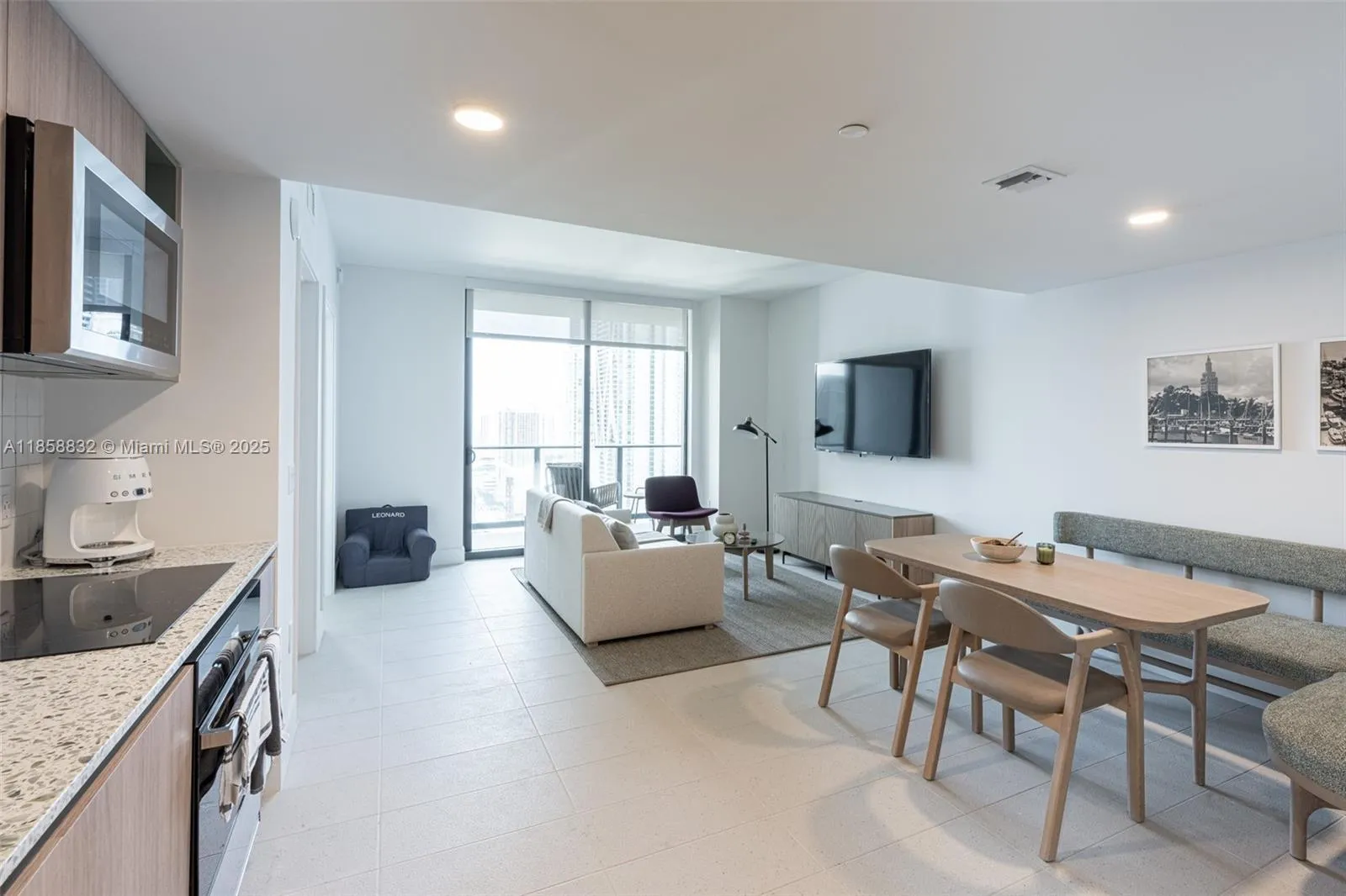 601 NE 1st ave # 3109, Miami FL 33132