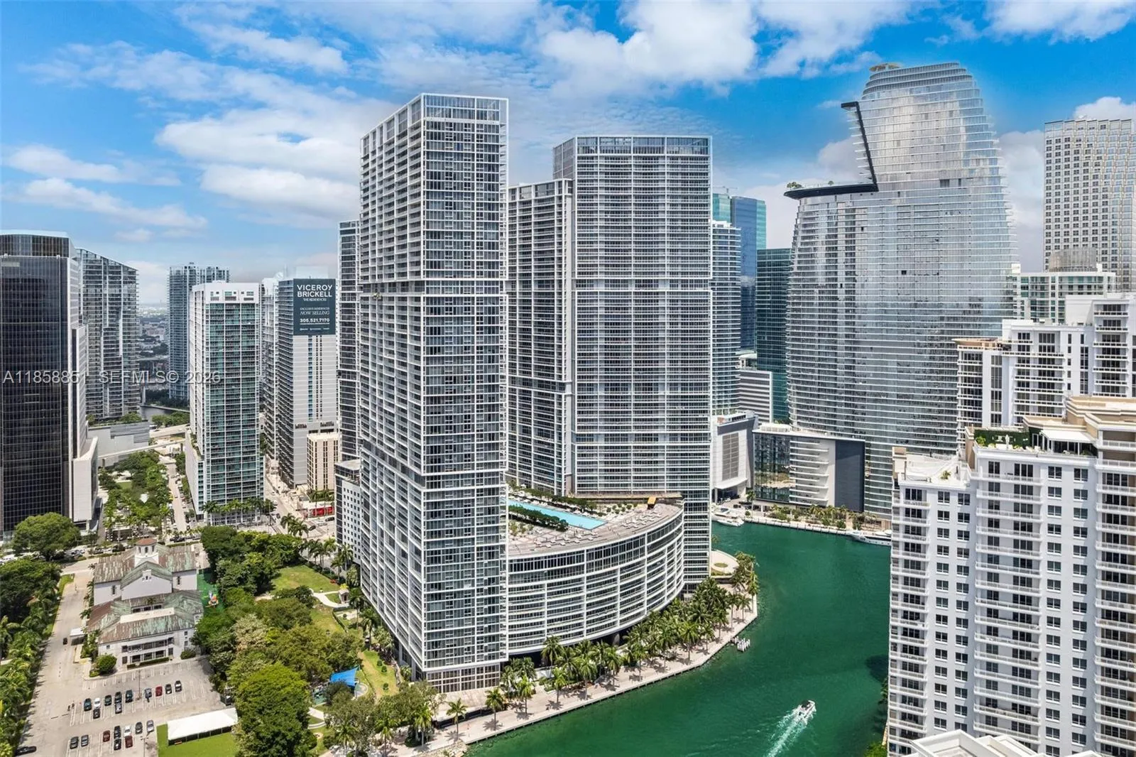 2 bedroom 2 bath for sale at 495 Brickell Ave # 411, Miami FL 33131