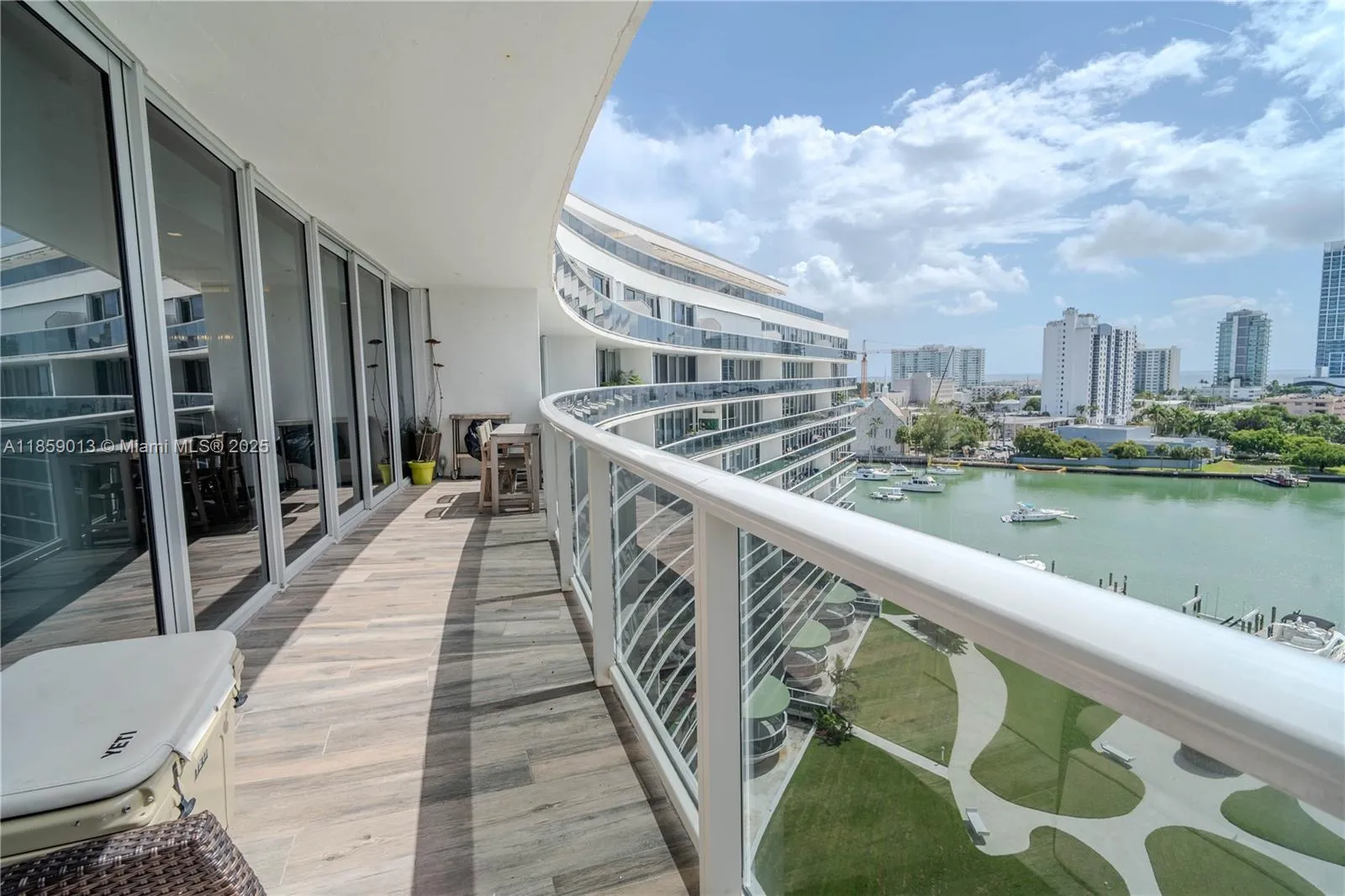 2 bedroom 2 bath for sale at 900 Bay Dr # 914, Miami Beach FL 33141