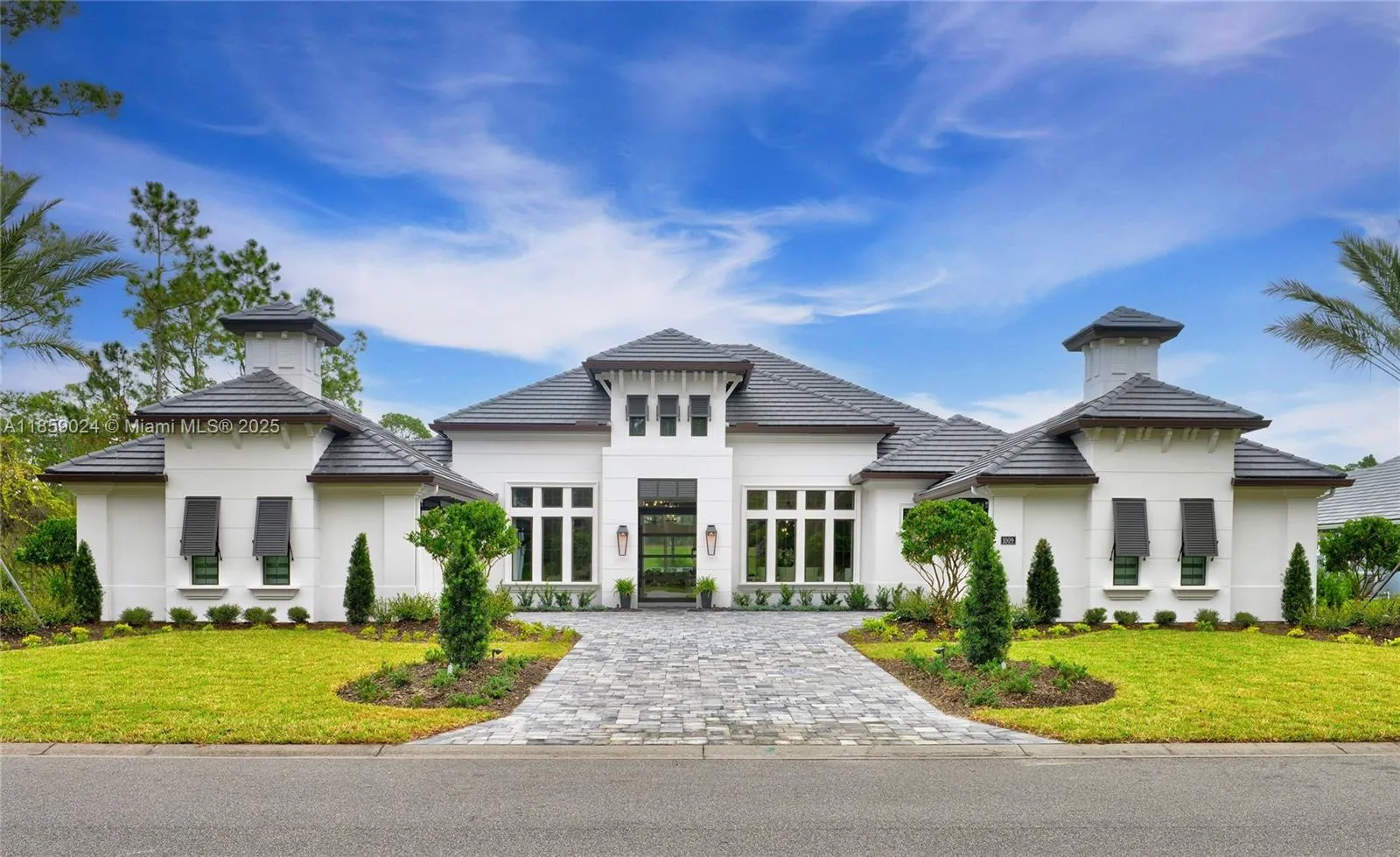 4 bedroom 4 bath for sale at 1009 Sudbury Lane, Ormond Beach FL 32174