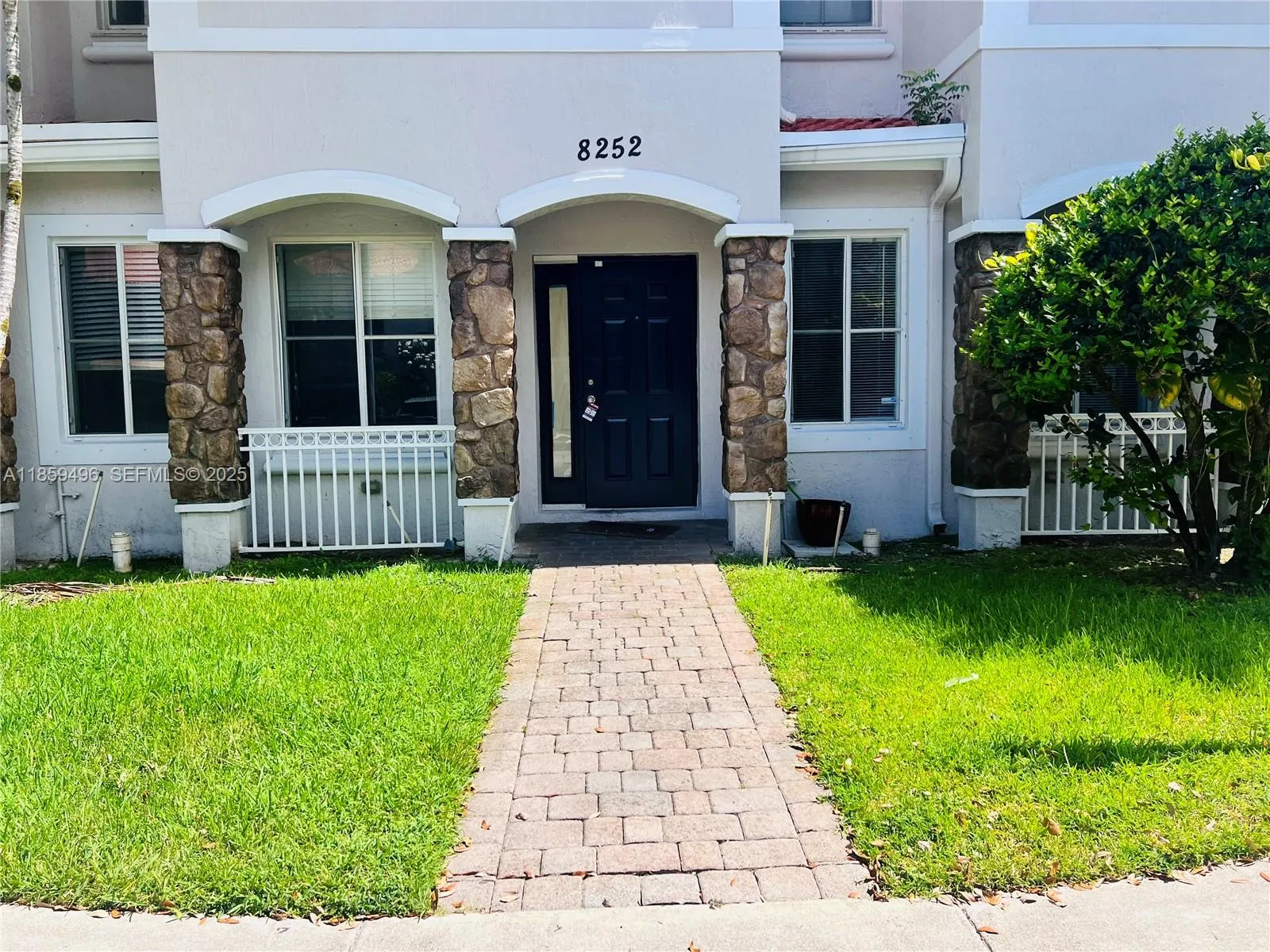3 bedroom 2 bath for sale at 8252 SW 25th Ct # 107, Miramar FL 33025