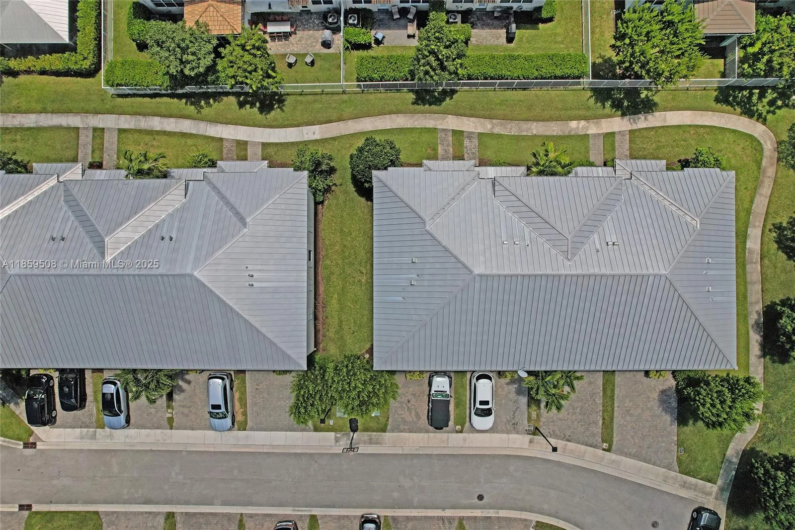 4046 Long Leaf Ln, Hollywood FL 33021