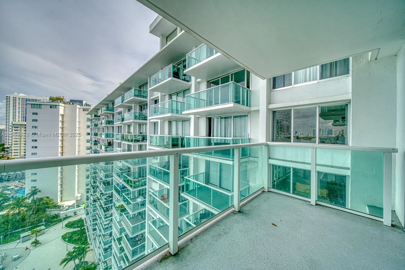 1000 West Ave # 1423, Miami Beach FL 33139