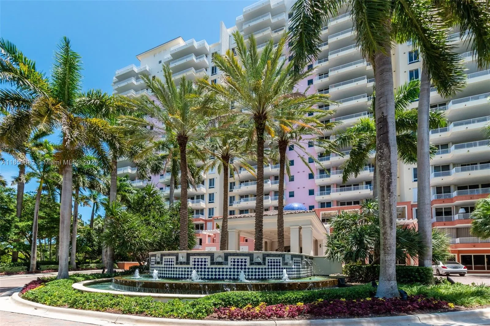 4 bedroom 5 bath for sale at 781 Crandon Blvd # 306, Key Biscayne FL 33149