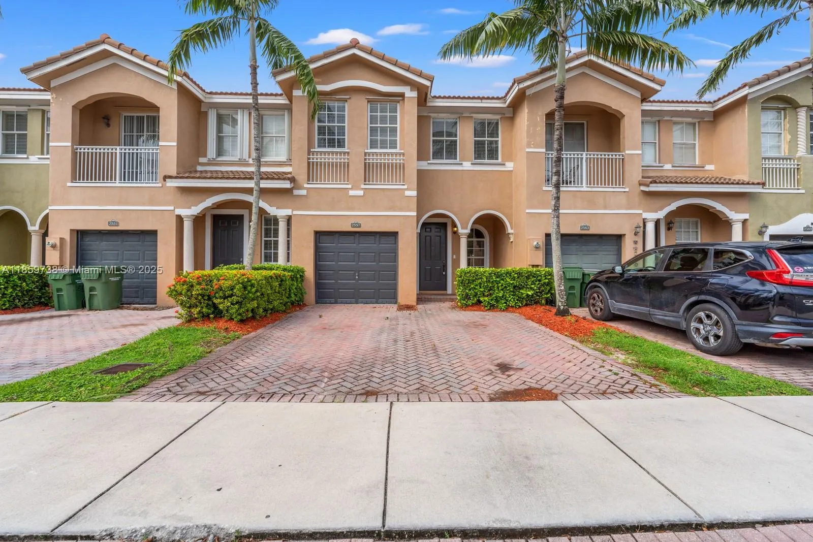 4 bedroom 2 bath for sale at 2557 SE 14th St, Homestead FL 33035