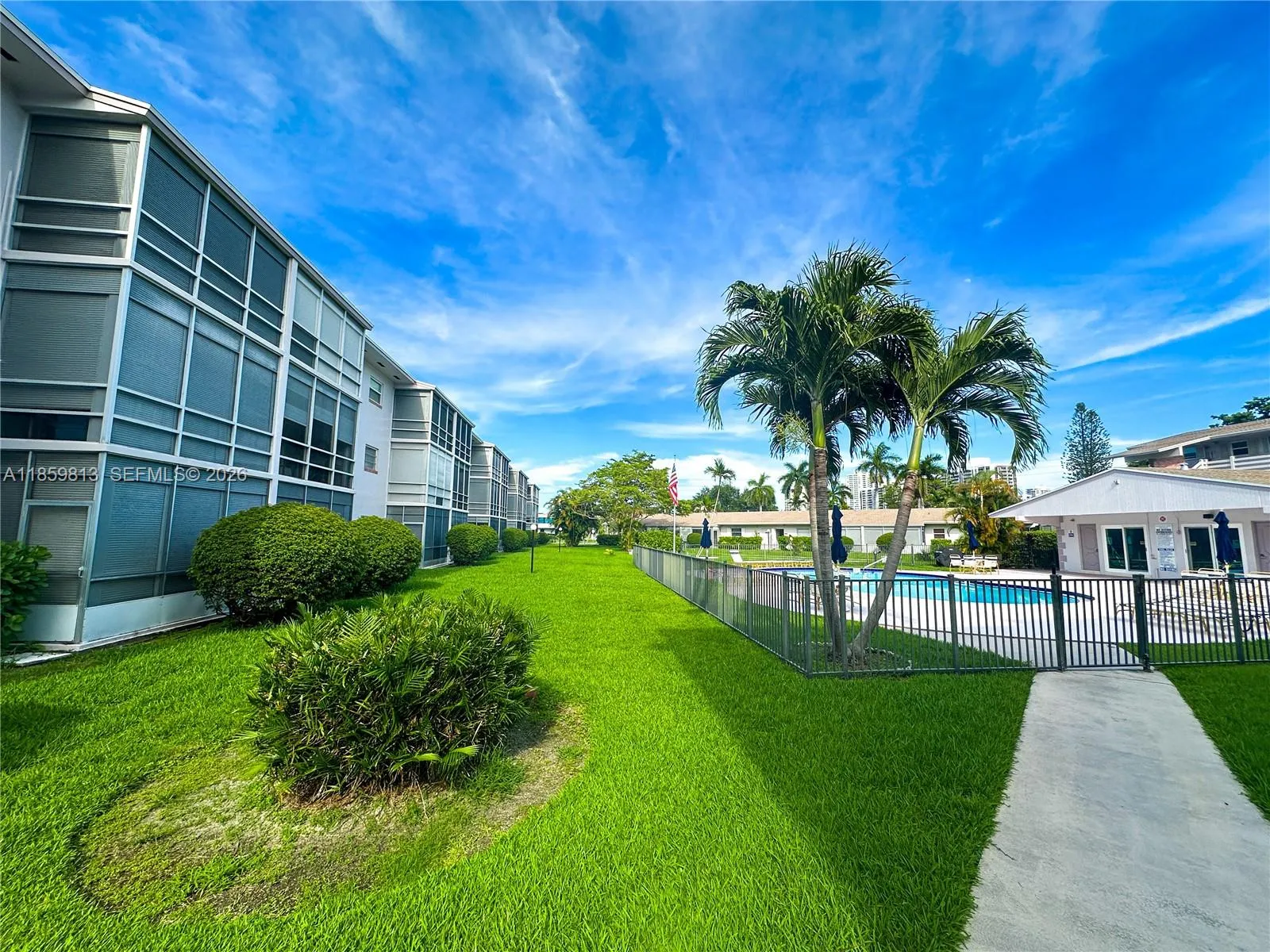 700 Layne Blvd # 210, Hallandale Beach FL 33009