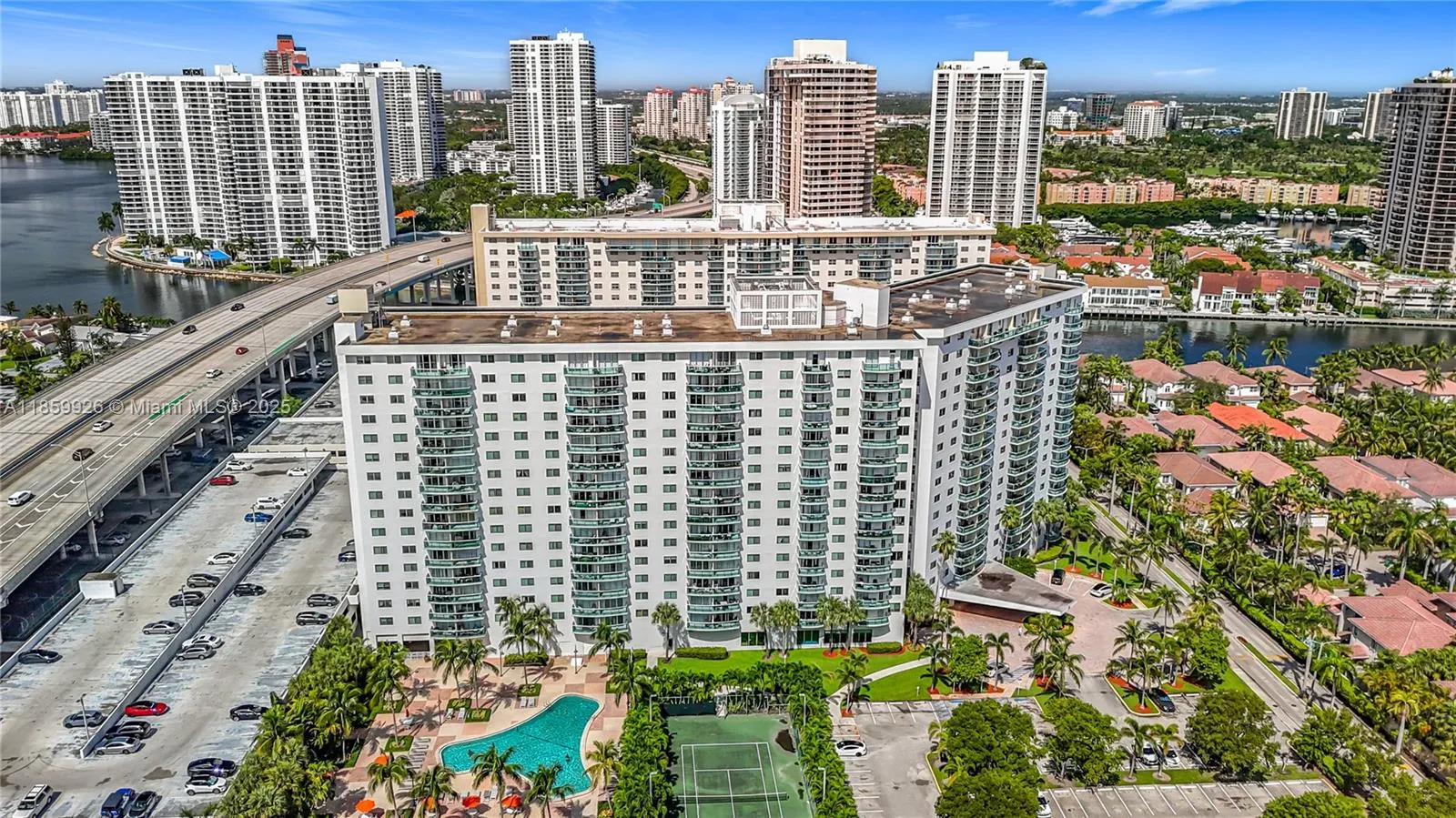 1 bedroom 1 bath for sale at 19380 Collins Ave # 308, Sunny Isles Beach FL 33160