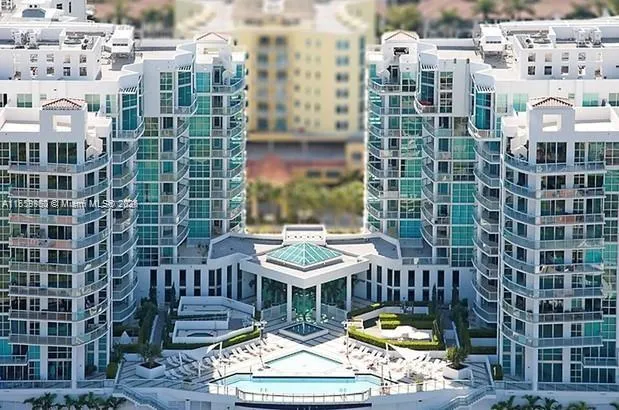 2 bedroom 2 bath for sale at 3131 NE 188th St # 609, Aventura FL 33180