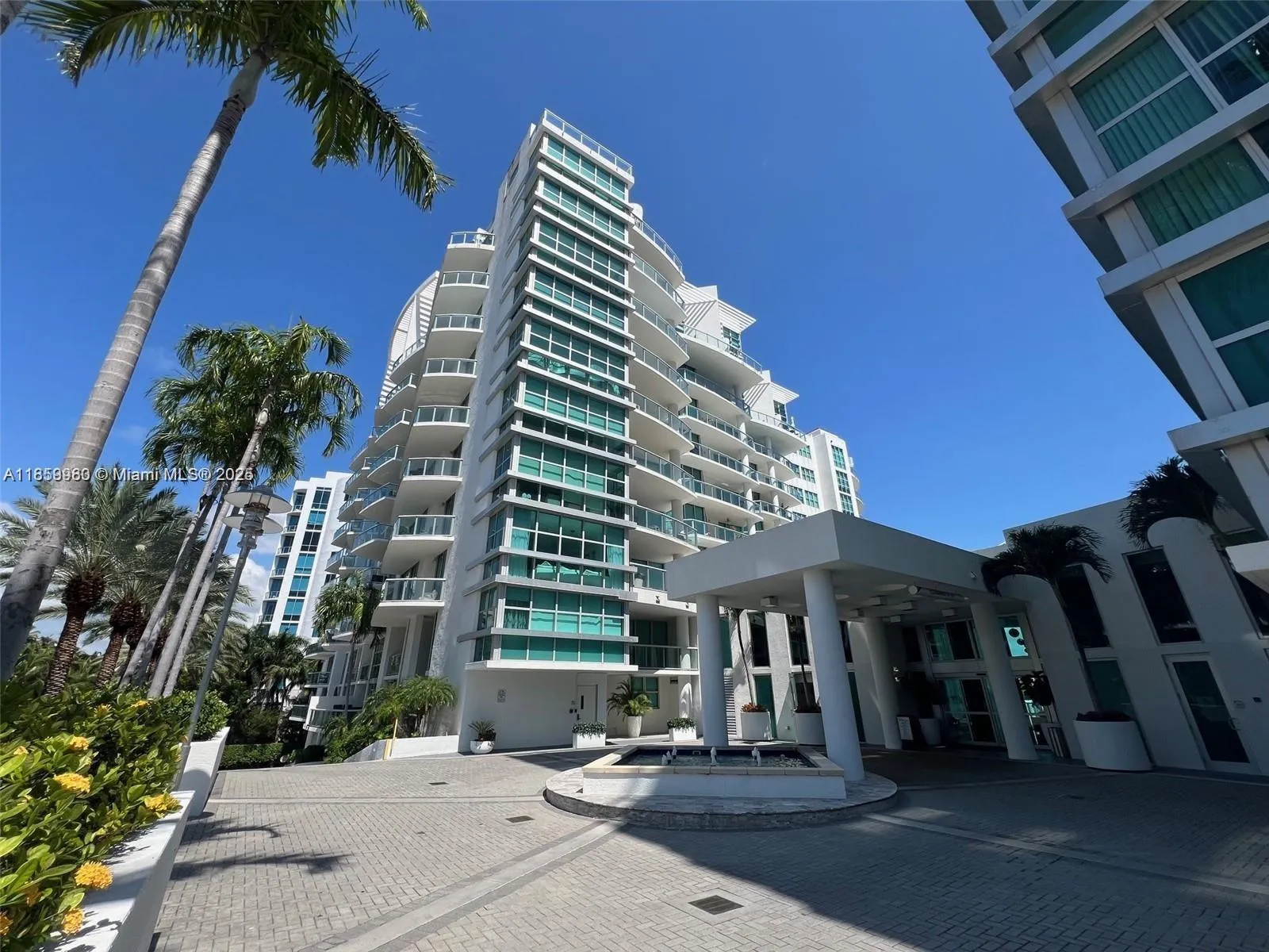 3131 NE 188th St # 609, Aventura FL 33180