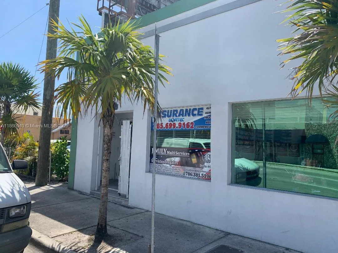 1772 W Flagler St, Miami FL 33135