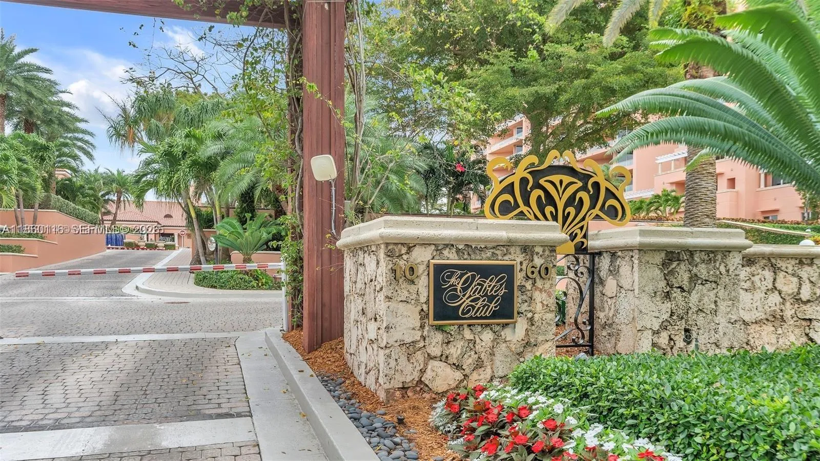 10 Edgewater Dr # 4H, Coral Gables FL 33133