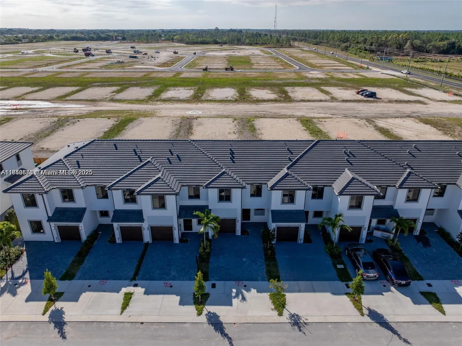 3 bedroom 3 bath for sale at 18970 SW 345th Ter, Homestead FL 33034