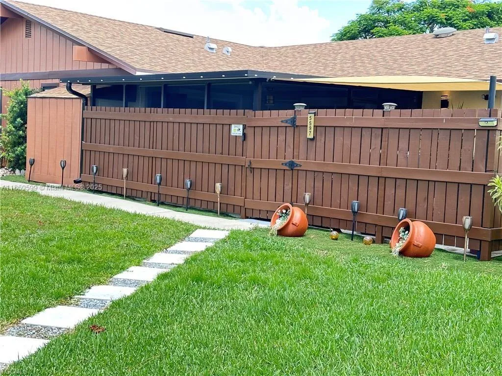 5597 Foxlake, Other City - In The State Of Florida FL 33917