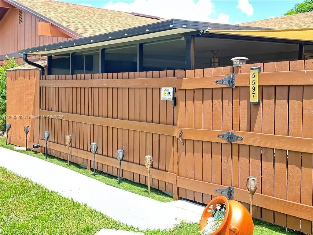 5597 Foxlake, Other City - In The State Of Florida FL 33917
