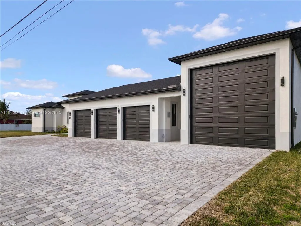 302 EL DORADO BLVD N, Cape Coral FL 33993