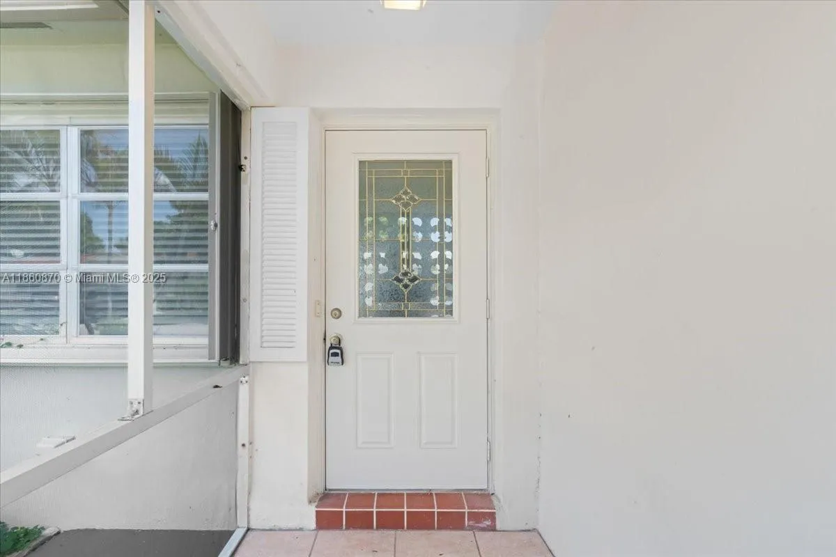 6930 NW 11th Ct, Margate FL 33063