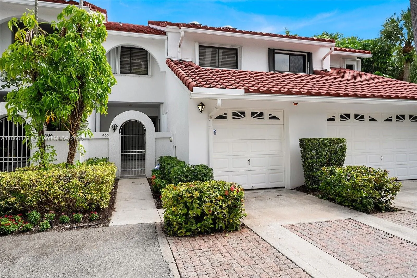 3602 Yacht Club Dr # 405, Aventura FL 33180
