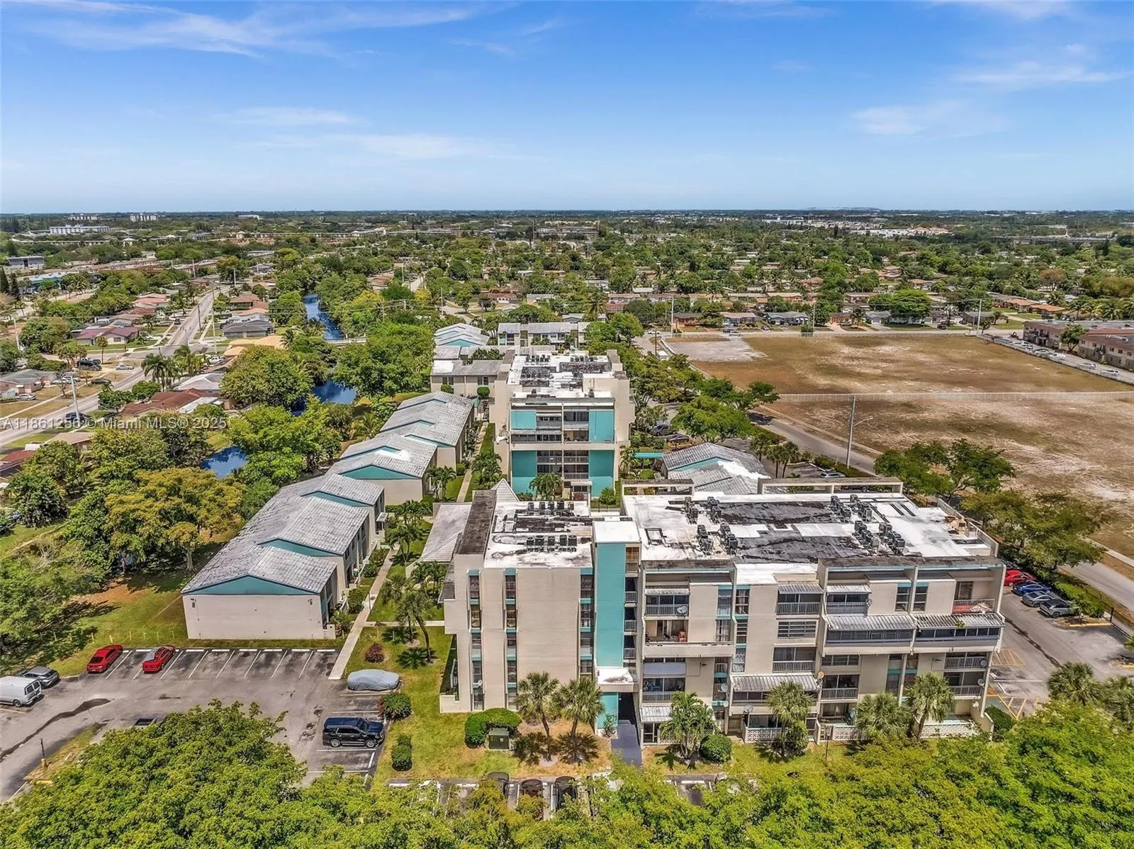 2 bedroom 2 bath for sale at 2017 NW 46th Ave # A401, Lauderhill FL 33313