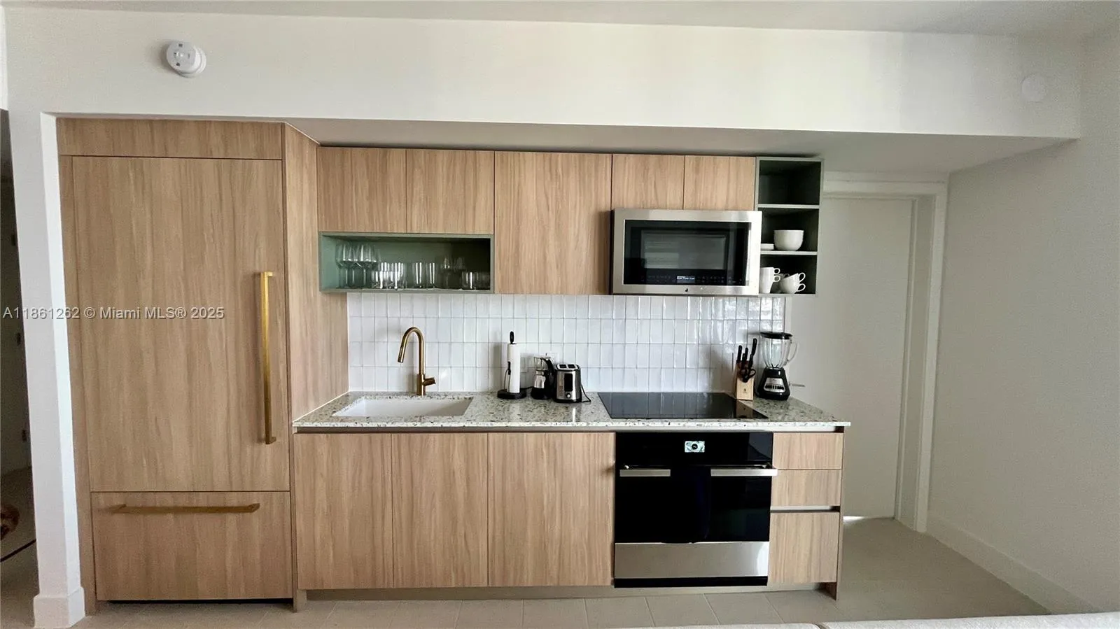 159 NE 6th St # 4605, Miami FL 33132