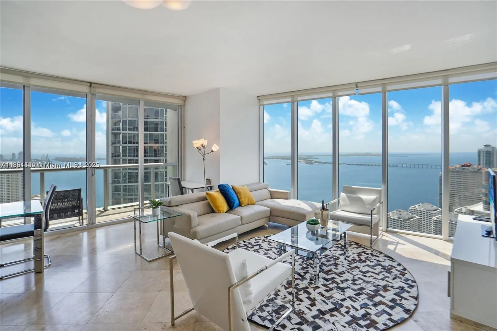 2 bedroom 2 bath for sale at 485 Brickell Ave # 4710, Miami FL 33131