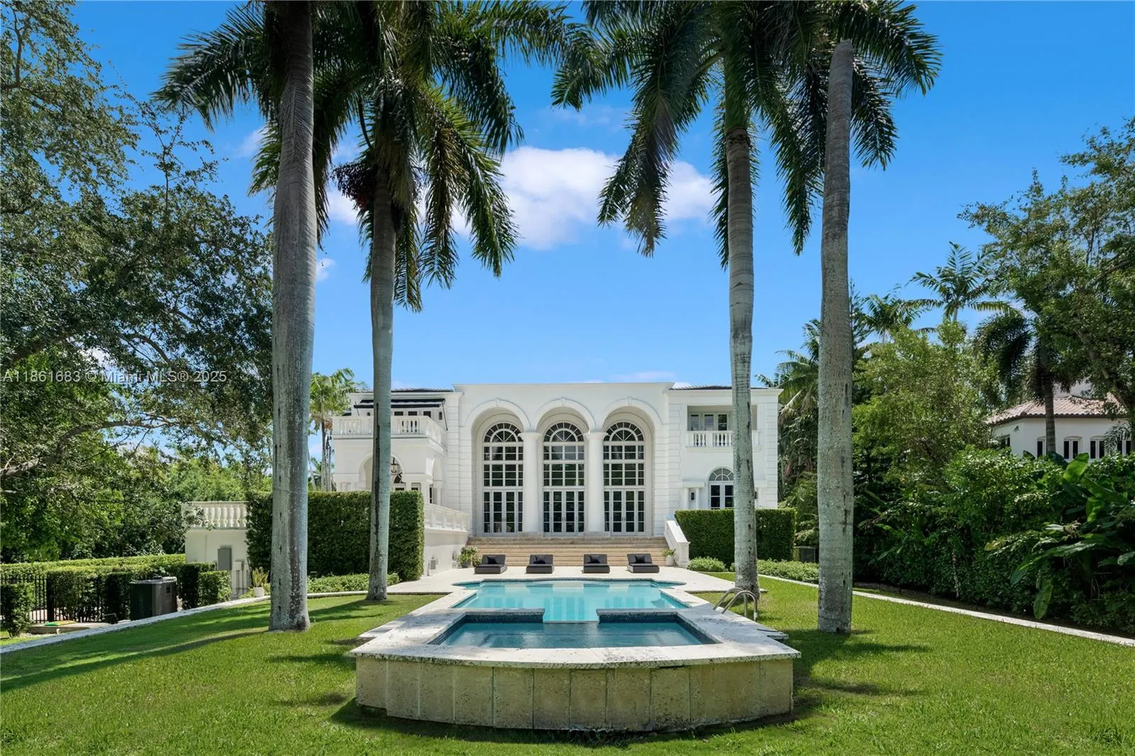 26 Tahiti Beach Island Rd, Coral Gables FL 33143