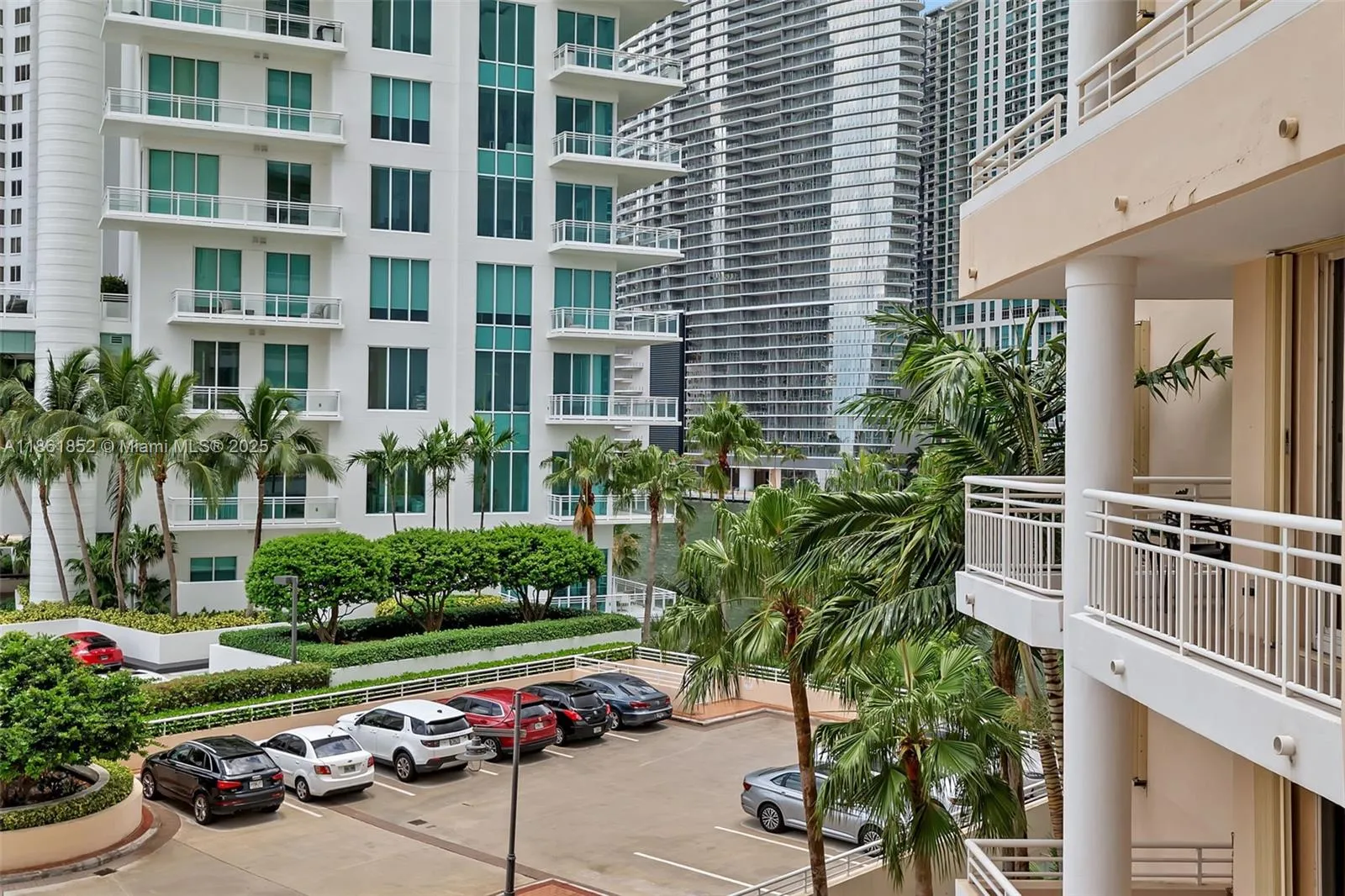 888 Brickell Key Dr # 500, Miami FL 33131