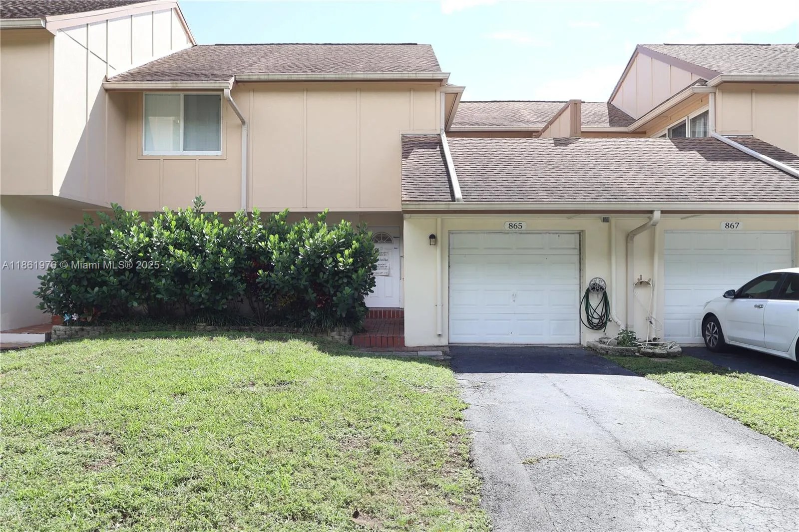 2 bedroom 2 bath for sale at 865 NW 80th Ter # 6, Plantation FL 33324