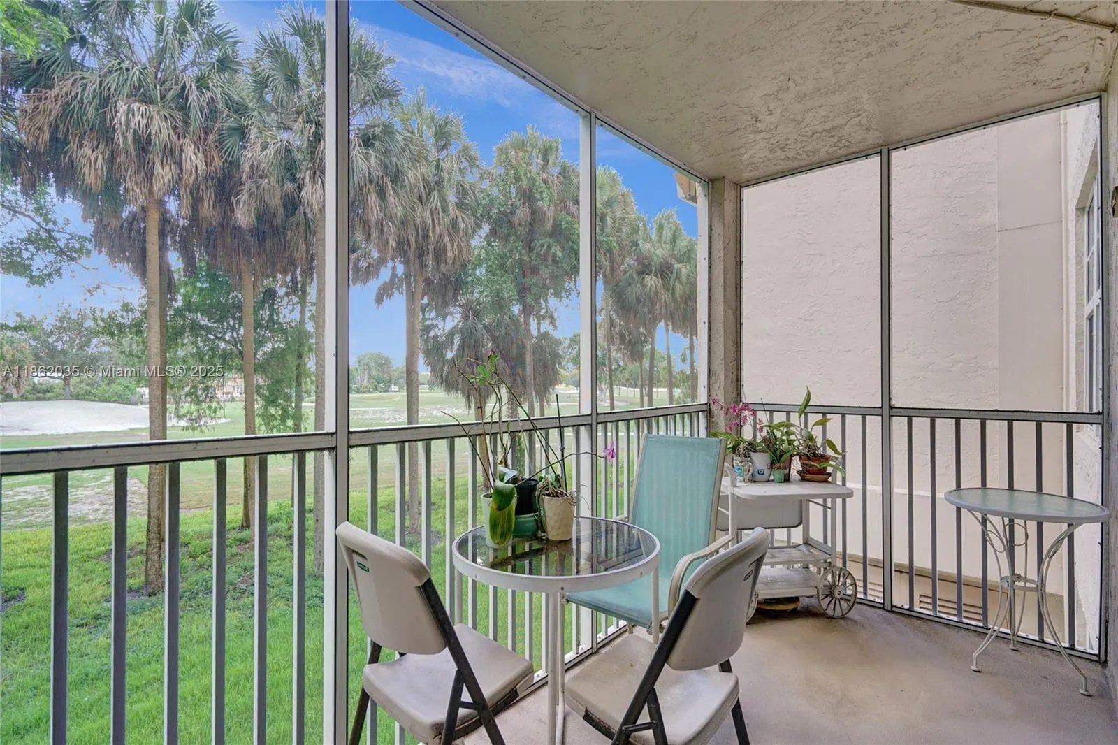250 Jacaranda Dr # 206, Plantation FL 33324