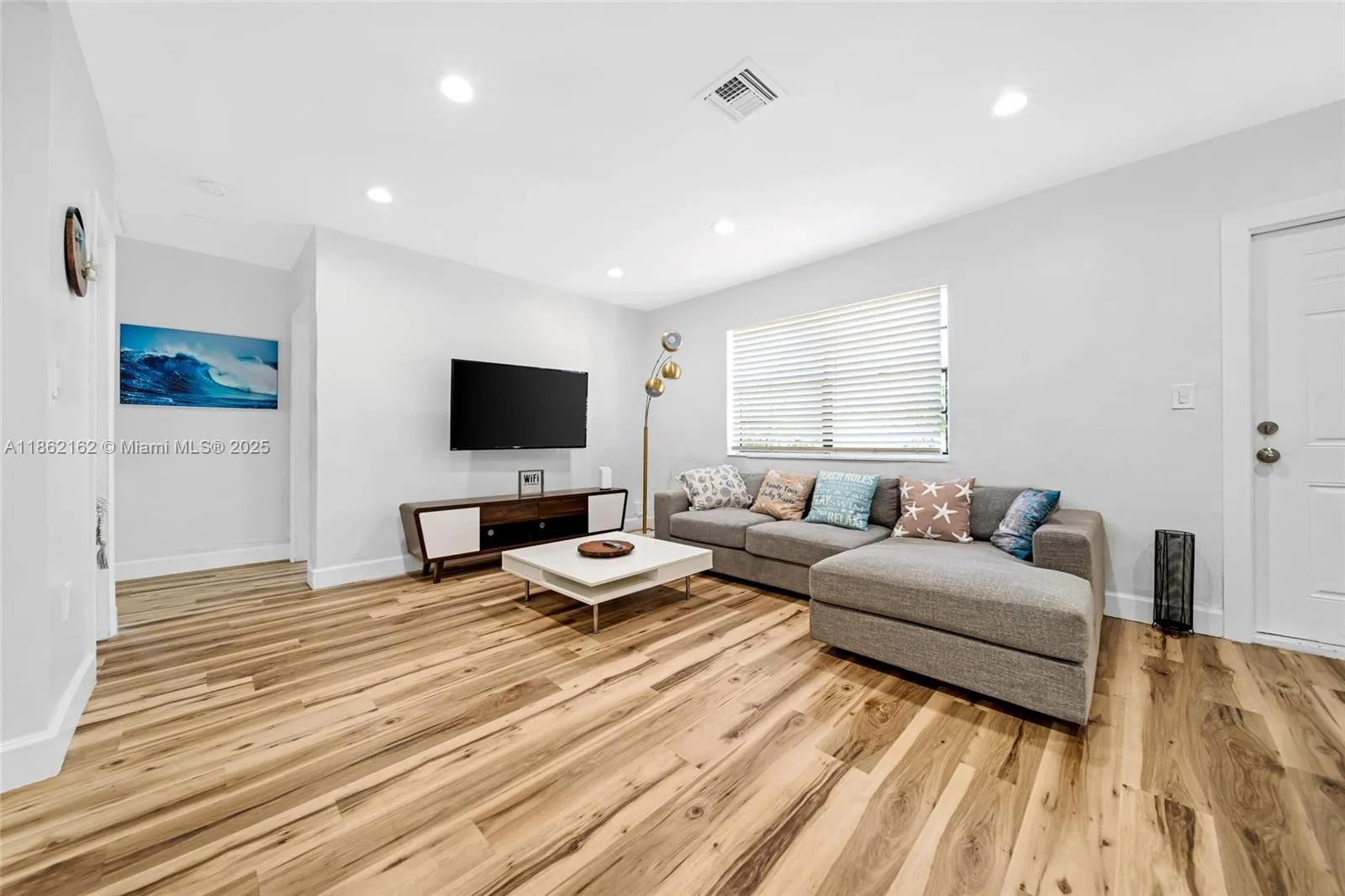 3 bedroom 2 bath for sale at 12075 NE 10th Ave, Biscayne Park FL 33161