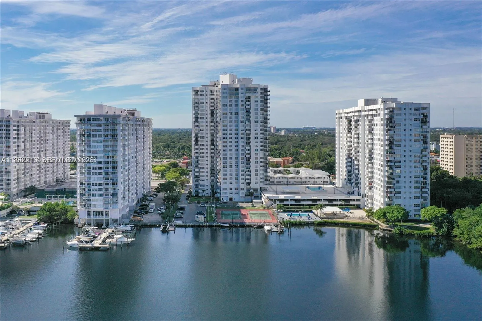 2750 NE 183rd St # 2707, Aventura FL 33160