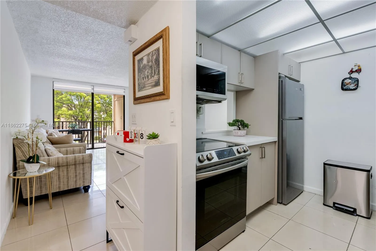 2 bedroom 2 bath for sale at 14301 N Kendall Dr # 310B, Miami FL 33186