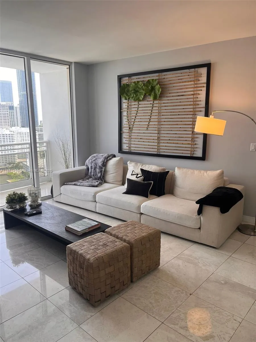901 Brickell Key Blvd # 2701, Miami FL 33131