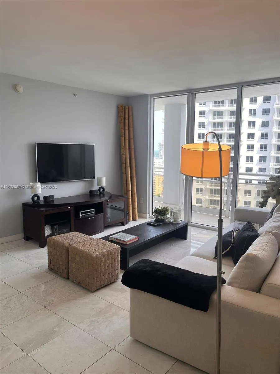 901 Brickell Key Blvd # 2701, Miami FL 33131
