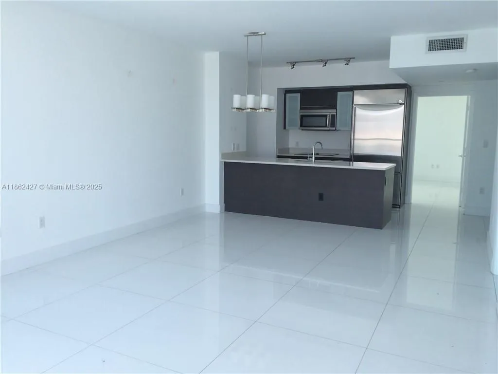 55 SE 6th St # 2807, Miami FL 33131