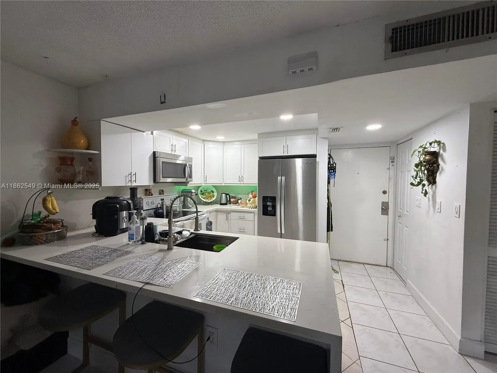 14201 N Kendall Dr # 304D, Miami FL 33186