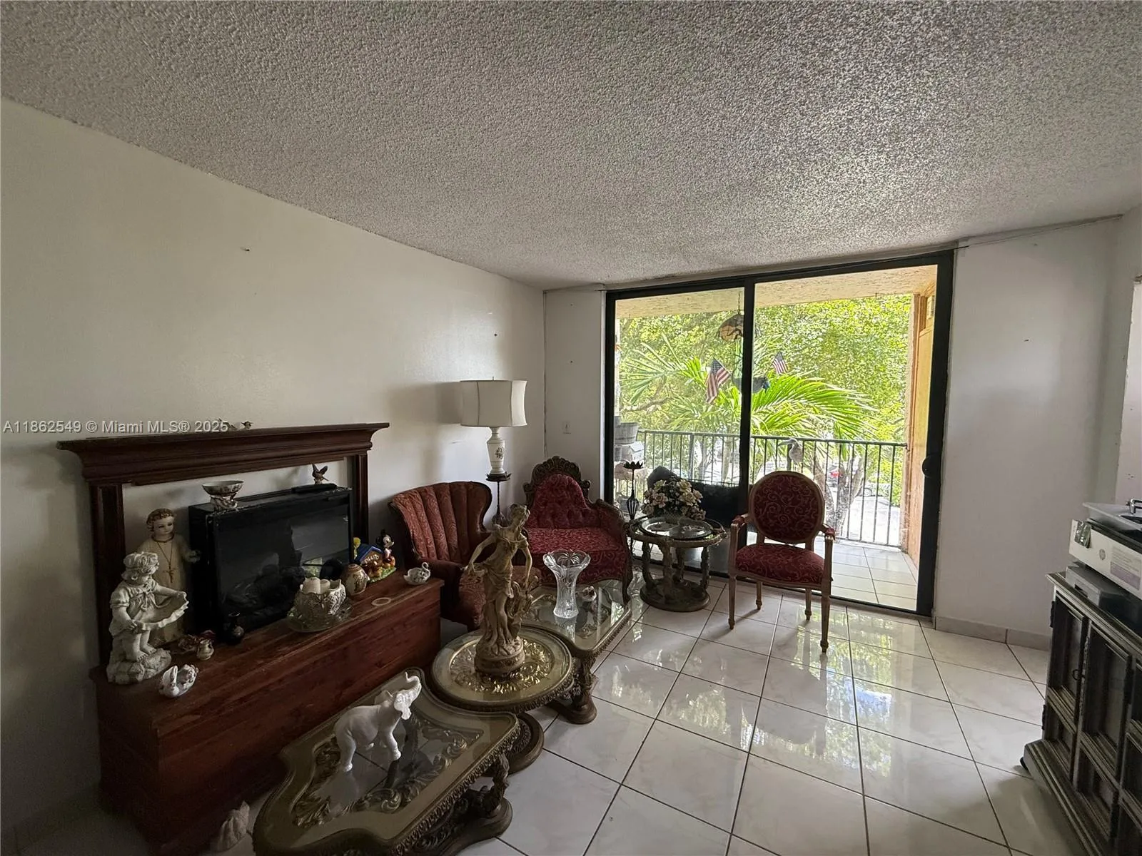 14201 N Kendall Dr # 304D, Miami FL 33186