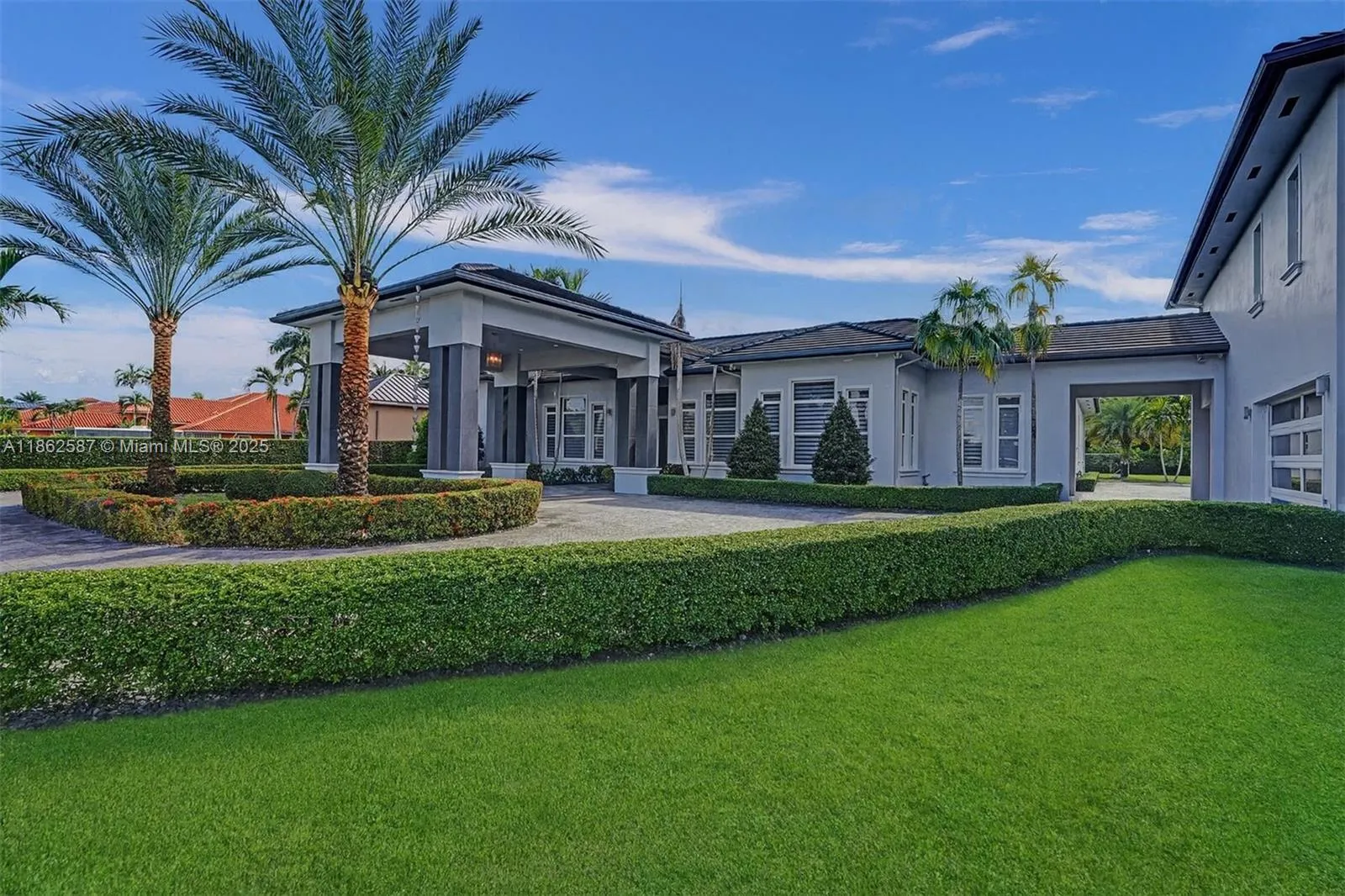 6 bedroom 4 bath for sale at 411 NW 125th Ave, Miami FL 33182