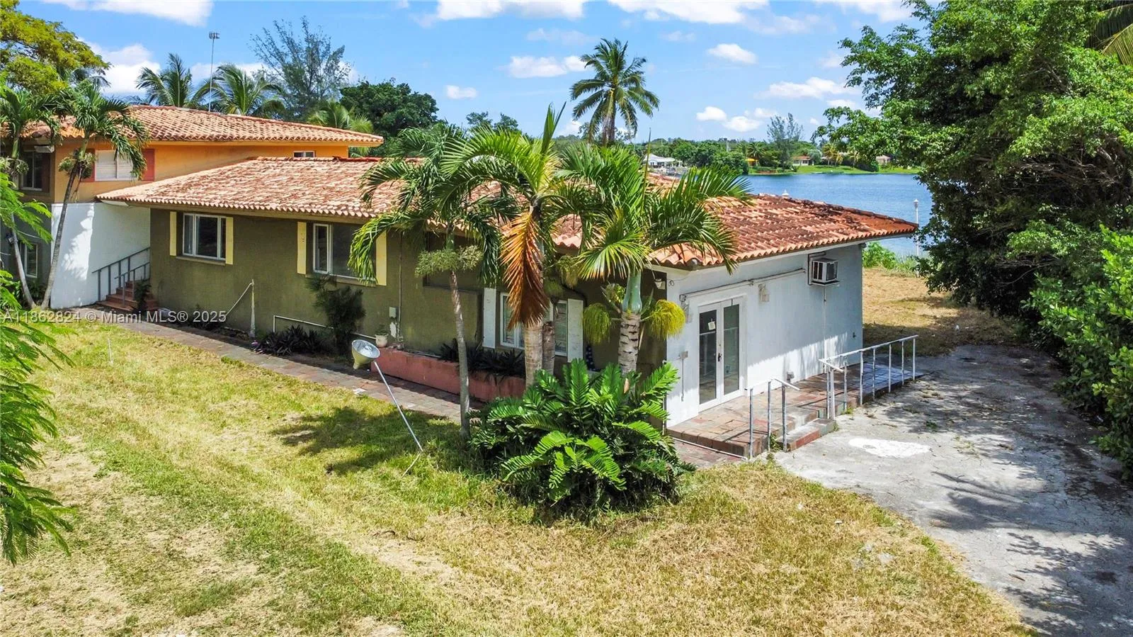4399 SW 89th Ave, Miami FL 33165